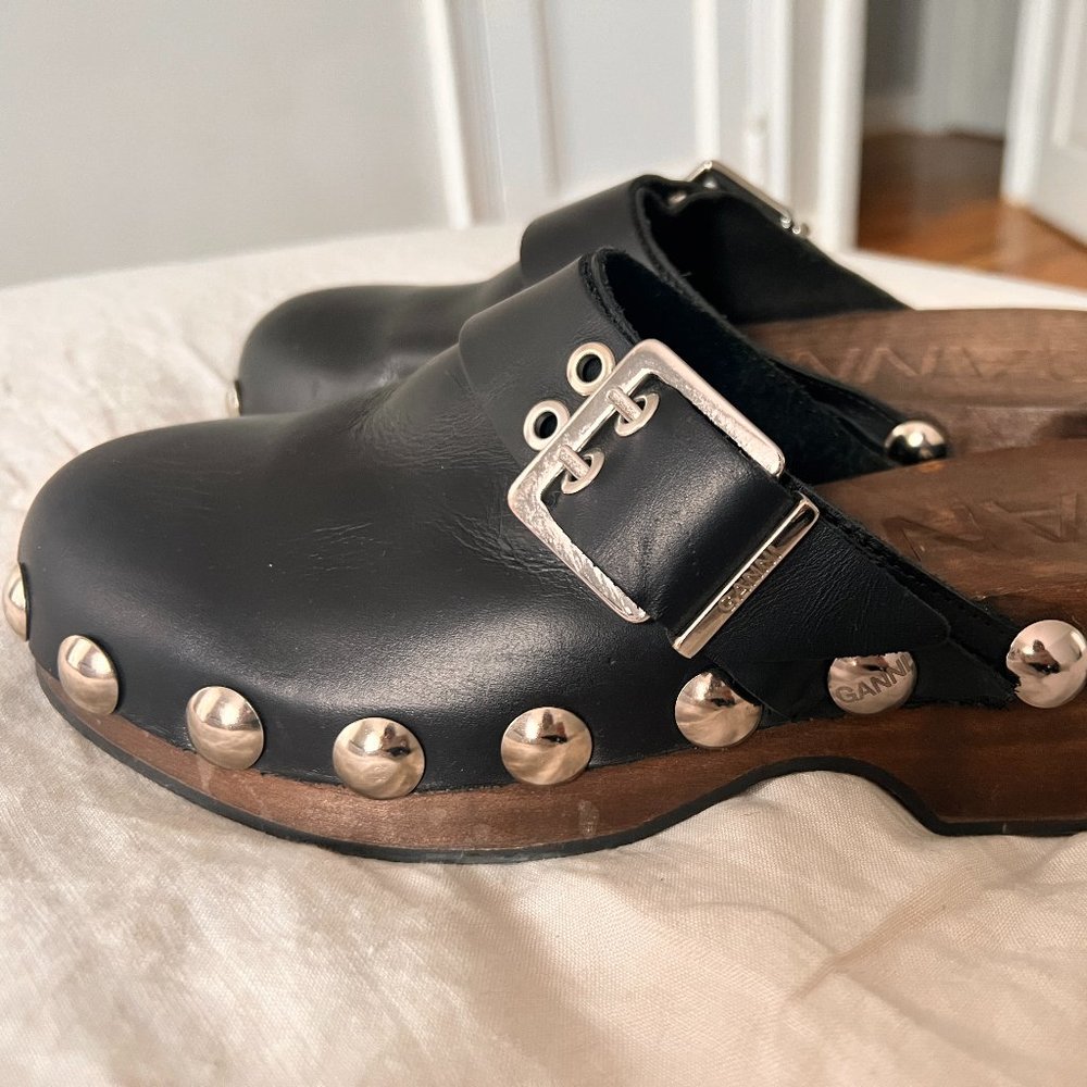 Ganni Clogs (leather/wood)